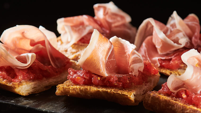 Pantomate con Jamón Serrano Reserva Campofrío®